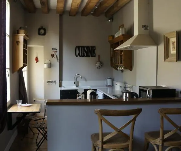 Gite La Chancellerie Lägenhet Château-Thierry